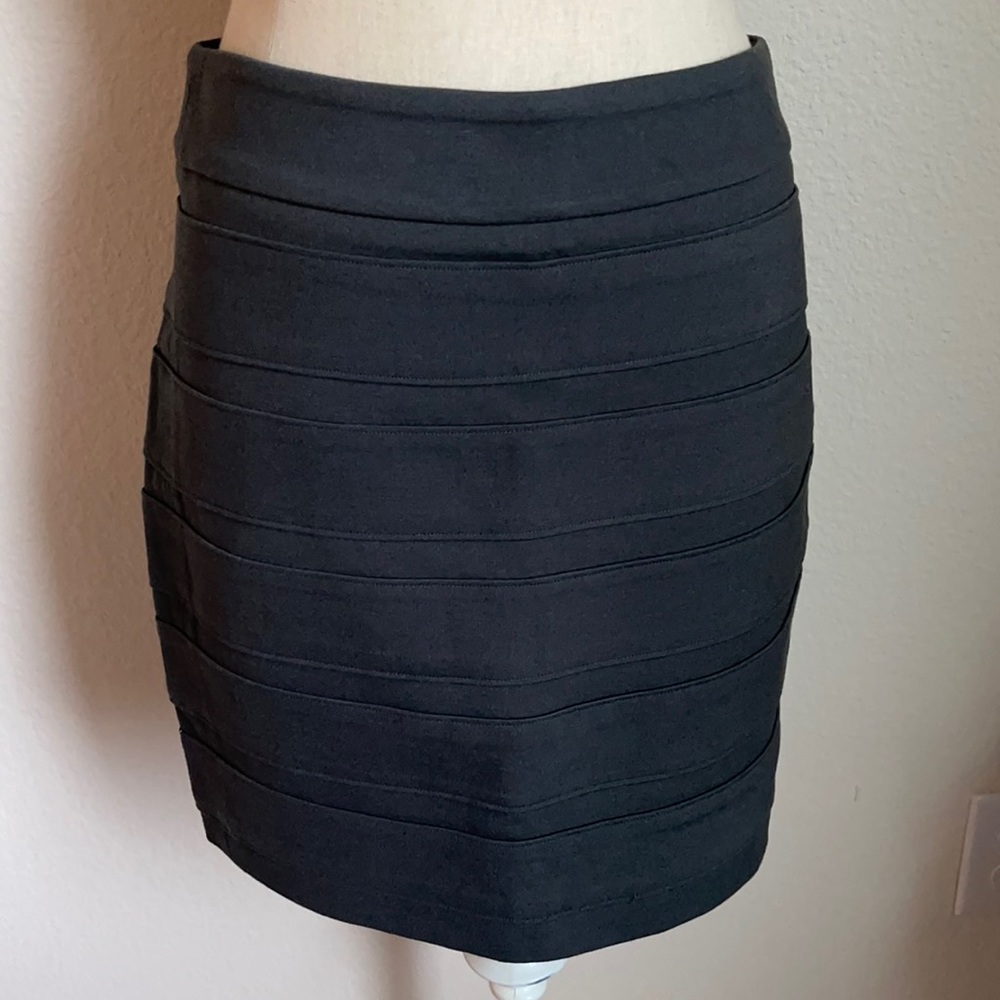 NWT Paige Reeves exposed zipper bandage skirt